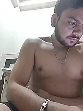 Realcumshow Webcam Show