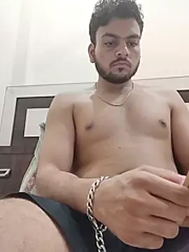 Realcumshow Adlı Modelin Web Kamerası Şovu
