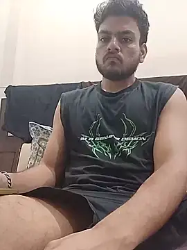 Realcumshow Show in webcam