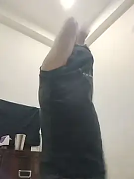 Realcumshow Adlı Modelin Web Kamerası Şovu