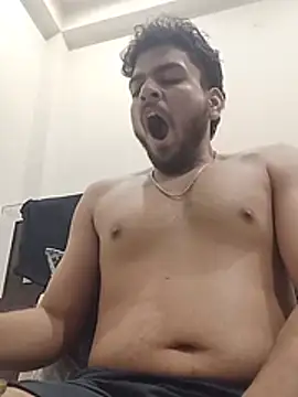 Realcumshow Chat XXX live