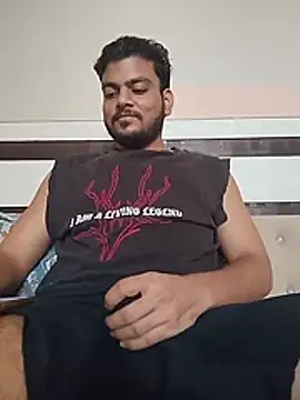 Realcumshow Adlı Modelin Web Kamerası Şovu