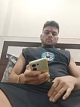 Realcumshow Webcamshow