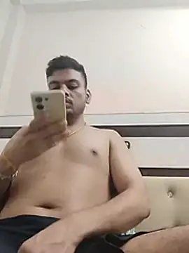Realcumshow webkamerás műsora