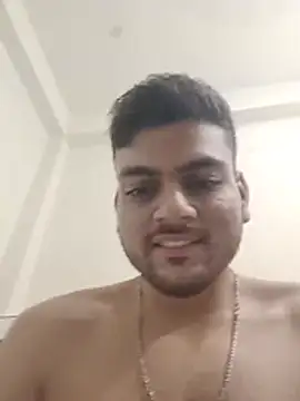 Realcumshow Adlı Modelin Web Kamerası Şovu