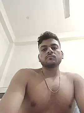 Realcumshow Adlı Modelin Web Kamerası Şovu