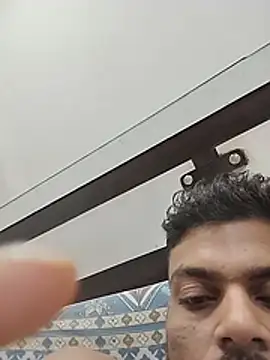 Realcumshow Adlı Modelin Web Kamerası Şovu