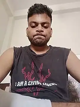 Realcumshow Show Webcam