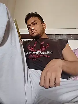 Pokazy przed kamerką – Realcumshow