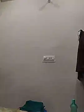 Webkamerová show Realcumshow