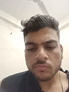 Realcumshow Webcam Show