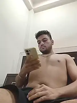 Realcumshow Show in webcam