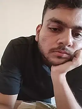 Realcumshow webcam show