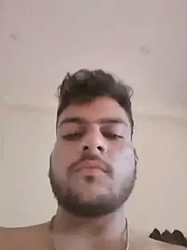 Realcumshow Adlı Modelin Web Kamerası Şovu