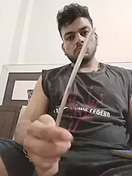 Realcumshow 在線直播表演