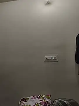 Realcumshow: διαδικτυακό σόου στην κάμερα