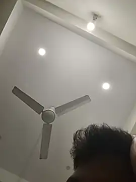 Realcumshow Show Webcam