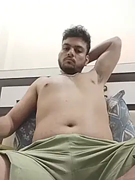 Realcumshow Adlı Modelin Web Kamerası Şovu