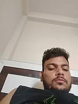 Show modela Realcumshow na web-kameri