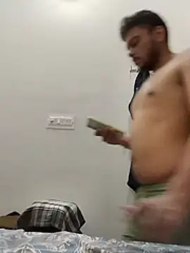 Pokazy przed kamerką – Realcumshow
