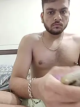 Show modela Realcumshow na web-kameri