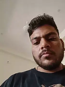 Show modela Realcumshow na web-kameri