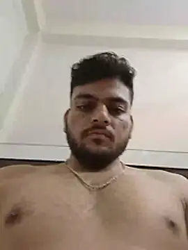 Realcumshow: διαδικτυακό σόου στην κάμερα