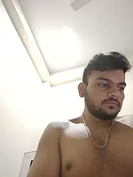 הופעת וובקאם של Realcumshow