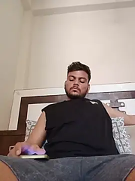 Realcumshow 网络视讯表演