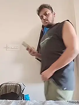 Realcumshow Webcam Show