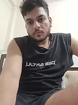 Realcumshow: διαδικτυακό σόου στην κάμερα