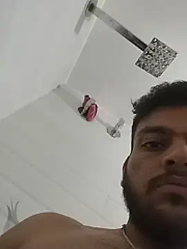 Realcumshow Show in webcam