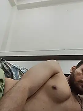 Realcumshow Adlı Modelin Web Kamerası Şovu