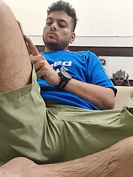 Show de Realcumshow na webcam