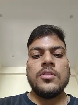 Realcumshow Show Webcam