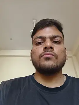 Realcumshow webcam show