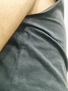 Realcumshow Show Webcam