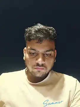KISHAN_KI_RANDI_BNEGI_KYA Webcam-Show