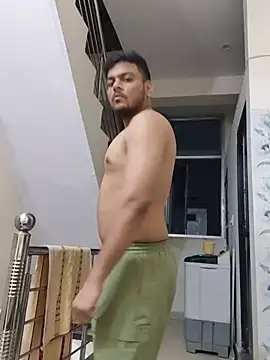 Show de KISHAN_KI_RANDI_BNEGI_KYA na webcam