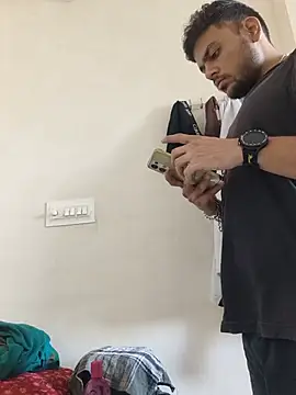 KISHAN_KI_RANDI_BNEGI_KYA Show in webcam