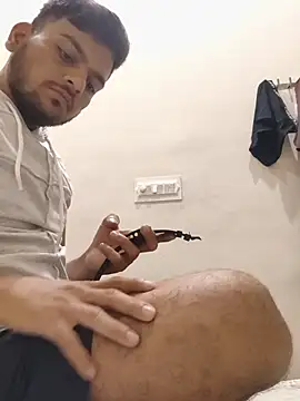 KISHAN_KI_RANDI_BNEGI_KYA Webcam Show