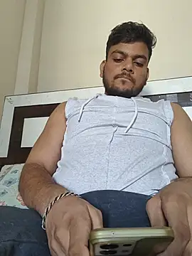 Pertunjukan Kamera Web KISHAN_KI_RANDI_BNEGI_KYA