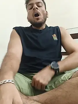 KISHAN_KI_RANDI_BNEGI_KYAn Webbikameraesitys