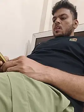 הופעת וובקאם של KISHAN_KI_RANDI_BNEGI_KYA