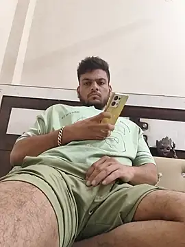 KISHAN_KI_RANDI_BNEGI_KYAのライブXXXチャット