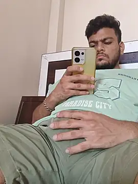 KISHAN_KI_RANDI_BNEGI_KYA 웹캠 쇼
