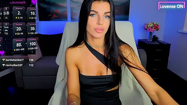 Show modela Angelina_Clarks na web-kameri