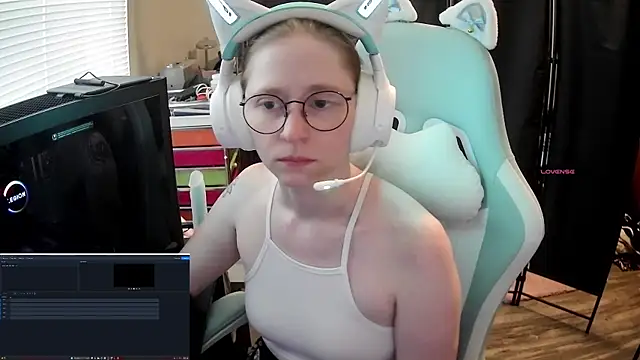 LilyFoxxx Live XXX-chat