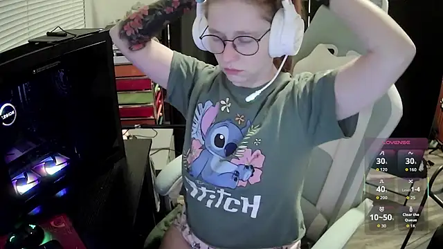 הופעת וובקאם של LilyFoxxx