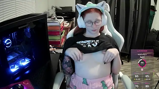 LilyFoxxx's Webcam Show